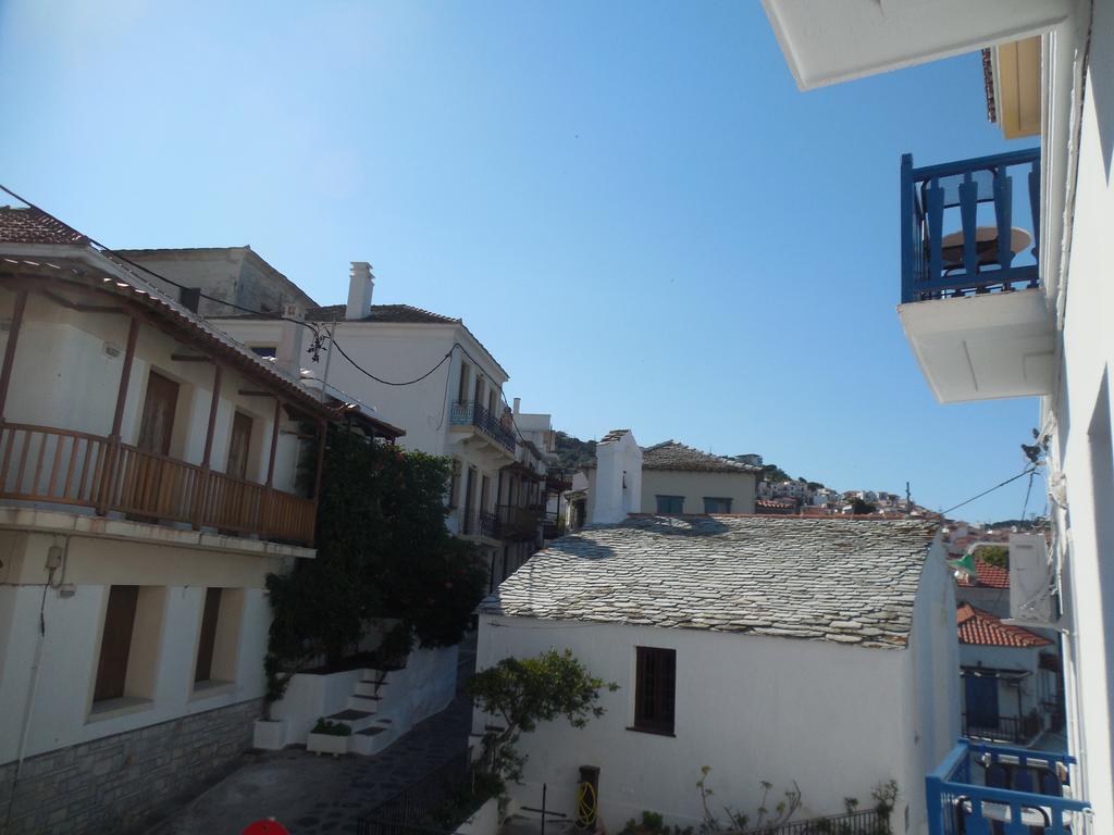 Adonis Rooms Skopelos Exterior foto
